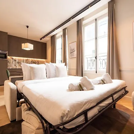 Relax In A Charming Flat In Le Marais Апартаменты